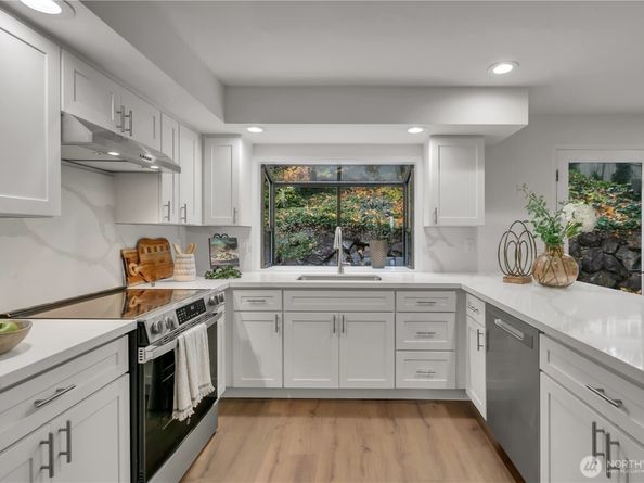 13634 SE 19th Street, Bellevue WA 98005