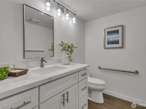 13634 SE 19th Street, Bellevue WA 98005