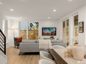 4409 B 21st Avenue SW, Seattle WA 98106