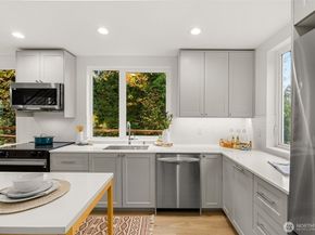 4409 B 21st Avenue SW, Seattle WA 98106