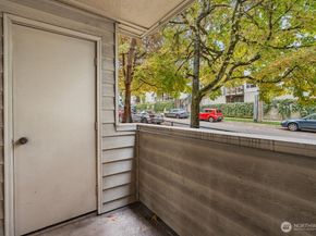9512 1st Avenue NE 202, Seattle WA 98115