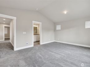 1307 141st Place SW, Lynnwood WA 98087