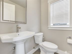 1307 141st Place SW, Lynnwood WA 98087