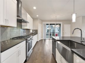 1307 141st Place SW, Lynnwood WA 98087