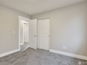 1307 141st Place SW, Lynnwood WA 98087