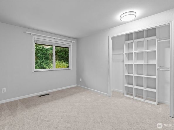 14138 150th Place SE, Renton WA 98059