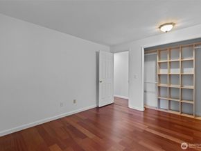 14138 150th Place SE, Renton WA 98059