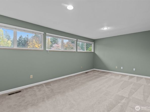 14138 150th Place SE, Renton WA 98059