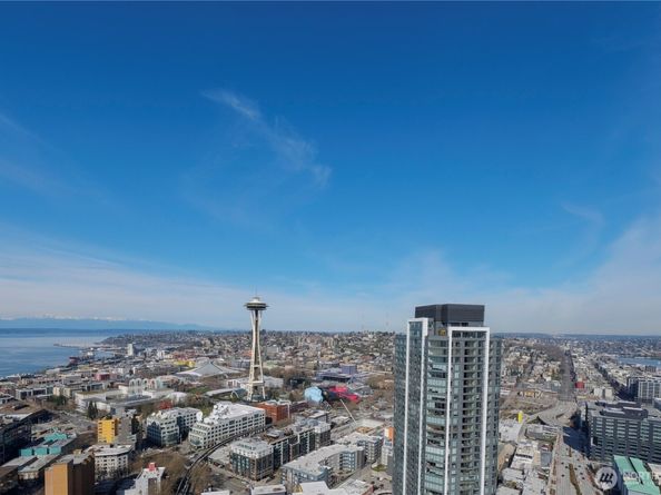 583 Battery Street 704N, Seattle WA 98121