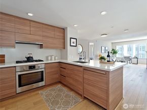 583 Battery Street 704N, Seattle WA 98121