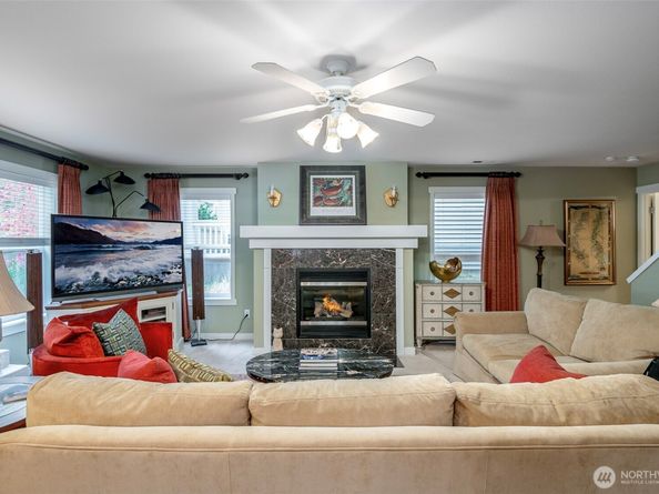 36703 SE Gravenstein Court, Snoqualmie WA 98065