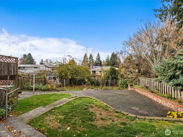 12011 67th Avenue S, Seattle WA 98178