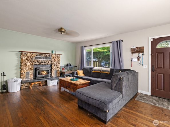 7121 Rainier Drive, Everett WA 98203