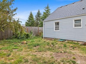 7121 Rainier Drive, Everett WA 98203