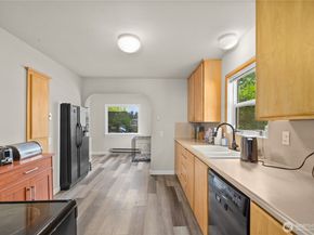 7121 Rainier Drive, Everett WA 98203