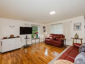 3126 Rocky Point Road NW, Bremerton WA 98312