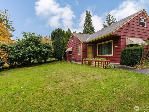 3126 Rocky Point Road NW, Bremerton WA 98312