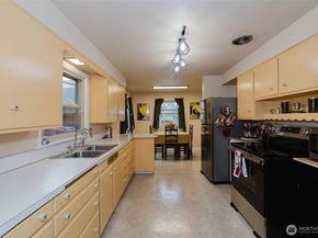 3126 Rocky Point Road NW, Bremerton WA 98312