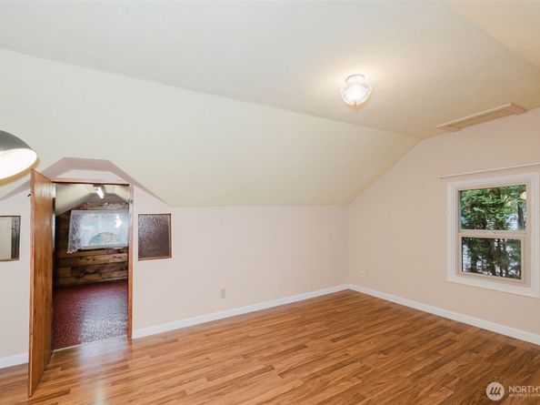 3126 Rocky Point Road NW, Bremerton WA 98312