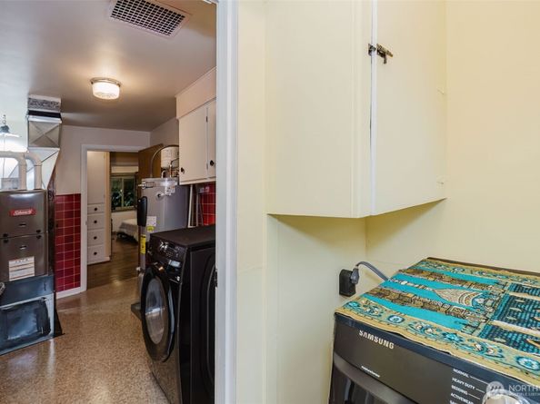 3126 Rocky Point Road NW, Bremerton WA 98312