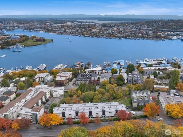 2410 Aurora Avenue N 105, Seattle WA 98109