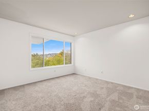 2410 Aurora Avenue N 105, Seattle WA 98109