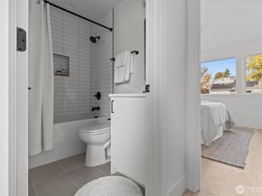 8405 42nd Avenue SW, Seattle WA 98136