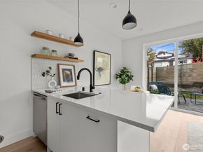 8405 42nd Avenue SW, Seattle WA 98136