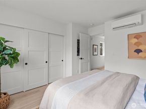 8405 42nd Avenue SW, Seattle WA 98136