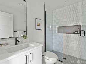 8405 42nd Avenue SW, Seattle WA 98136