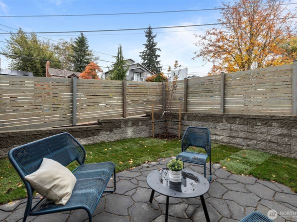 8405 42nd Avenue SW, Seattle WA 98136