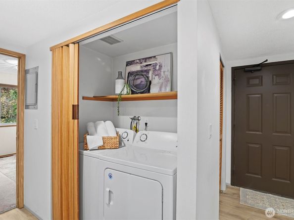 12036 96th Ave NE 720, Kirkland WA 98034