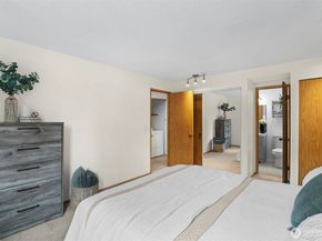 12036 96th Ave NE 720, Kirkland WA 98034