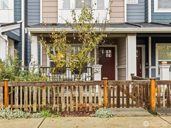 3400 SW Graham Street 703, Seattle WA 98126