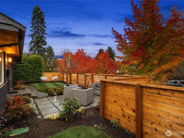 3419 48th Avenue SW, Seattle WA 98116