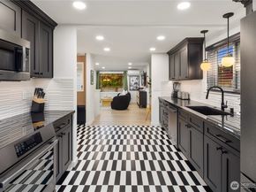 3419 48th Avenue SW, Seattle WA 98116