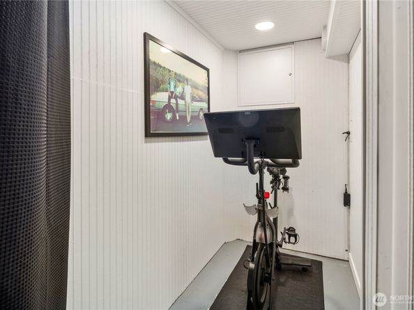 3419 48th Avenue SW, Seattle WA 98116