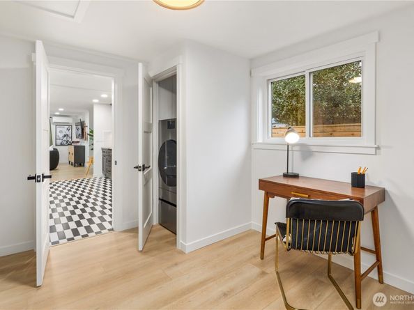 3419 48th Avenue SW, Seattle WA 98116