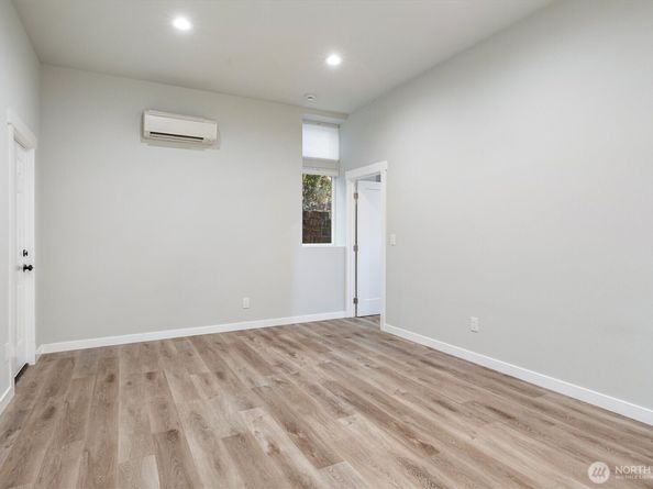 3914 S Brandon Street, Seattle WA 98118