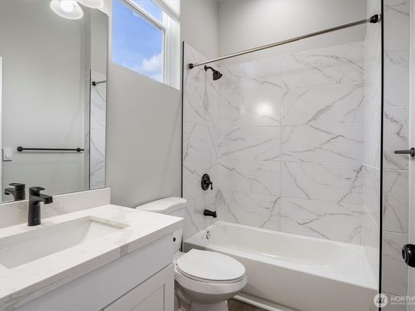 3914 S Brandon Street, Seattle WA 98118