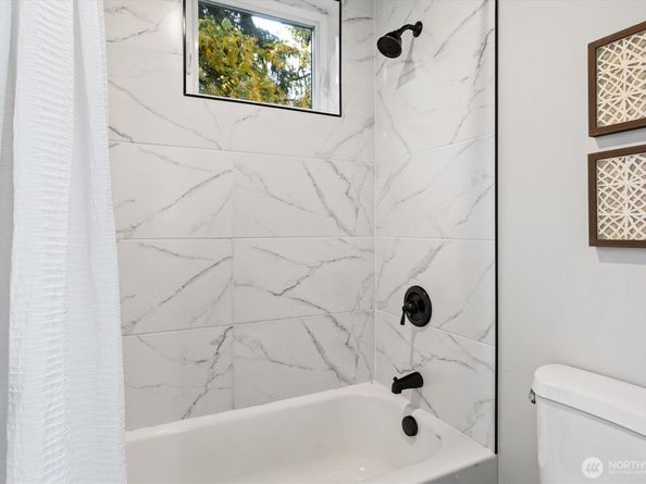 3914 S Brandon Street, Seattle WA 98118