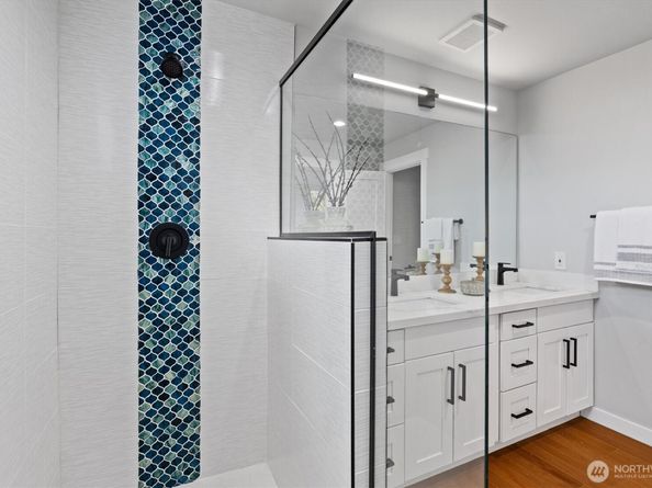 3914 S Brandon Street, Seattle WA 98118