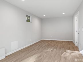 3914 S Brandon Street, Seattle WA 98118