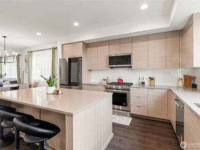 3915 198th Street SE F4, Bothell WA 98012