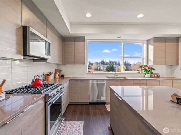 3915 198th Street SE F4, Bothell WA 98012