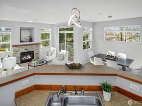 22751 SE 12th Lane, Sammamish WA 98075