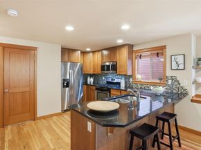 2342 44th Avenue SW A, Seattle WA 98116