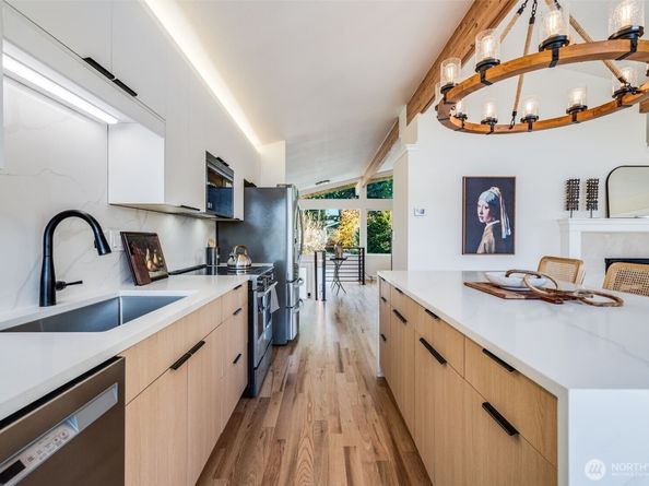 20005 13th pl NW, Shoreline WA 98177