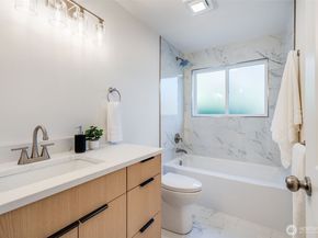 20005 13th pl NW, Shoreline WA 98177