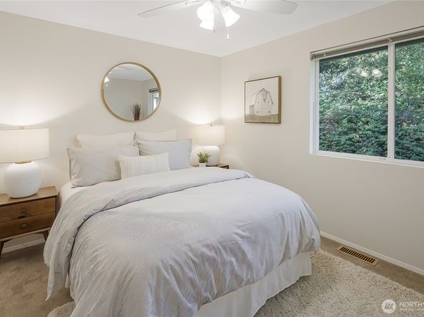 2203 NE 177th Street, Shoreline WA 98155